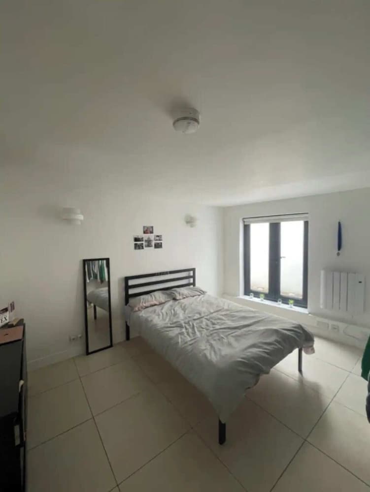 Фото Spacious & Charming 3bd Flat - Fulham