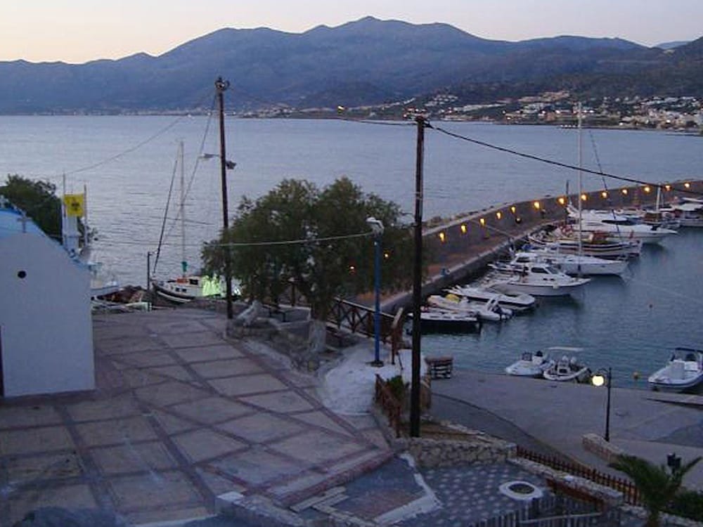 Фото Greta Apartments