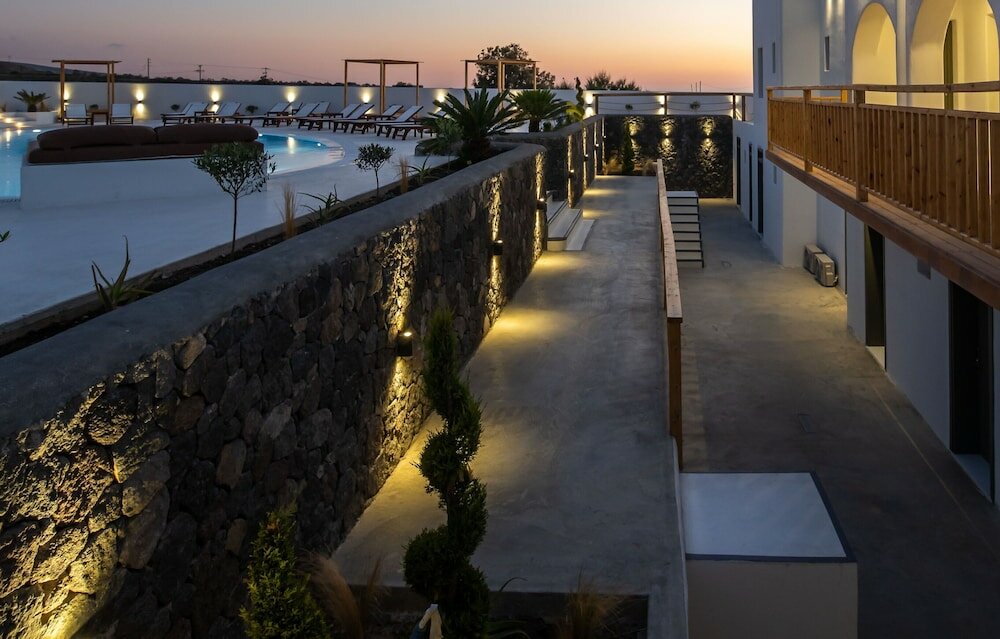 Фото Amethyst Luxury Suites