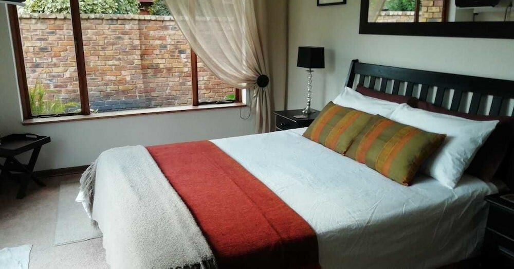 Фото Acquila Bed and Breakfast