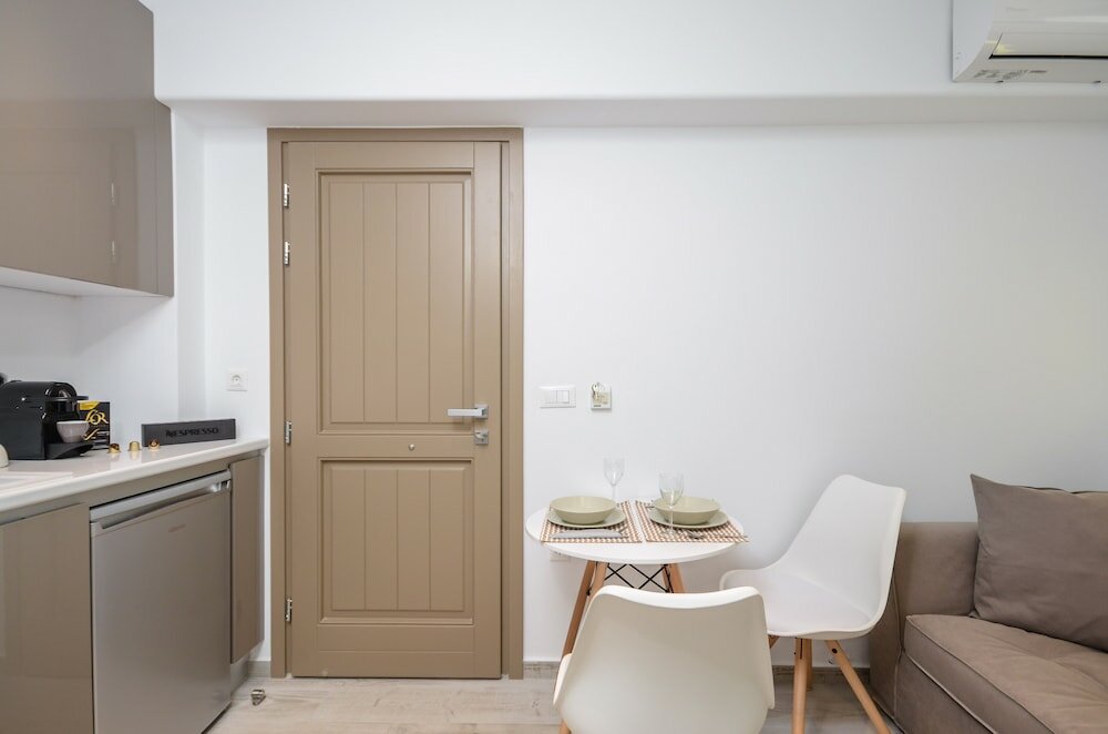 Фото Elegant Apartments