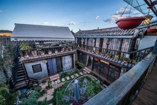 Гостиница Fanlu Inn в Лицзяне