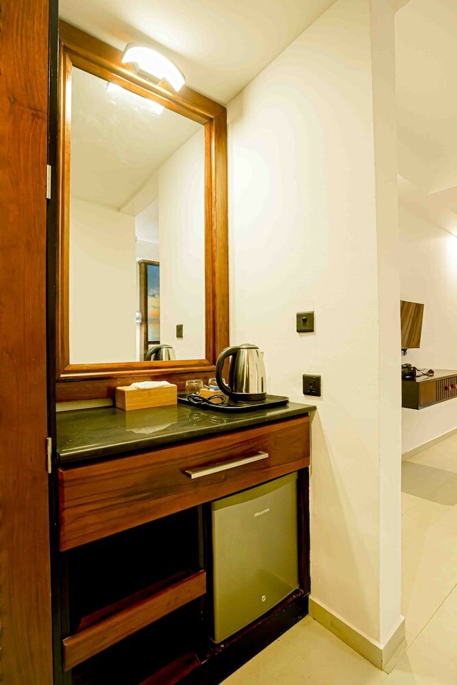 Фото Emerald Bay Resort Mirissa