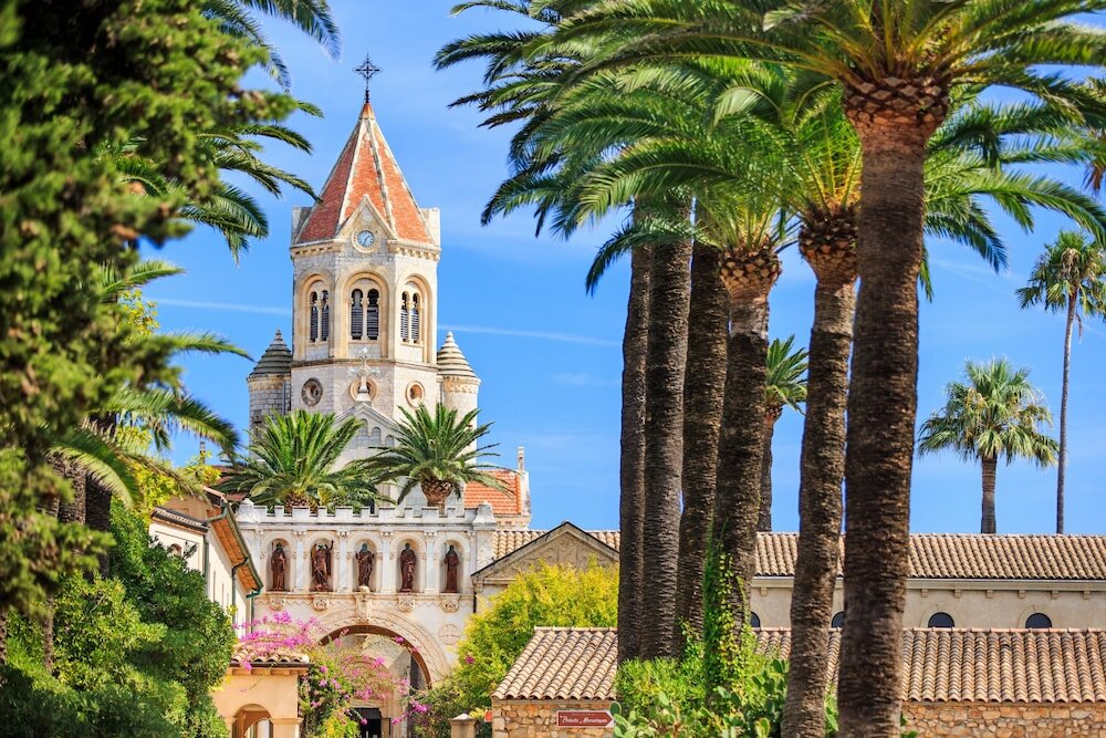 Фото Carlton Cannes, a Regent Hotel