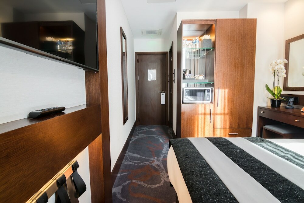 Фото The Devonshire