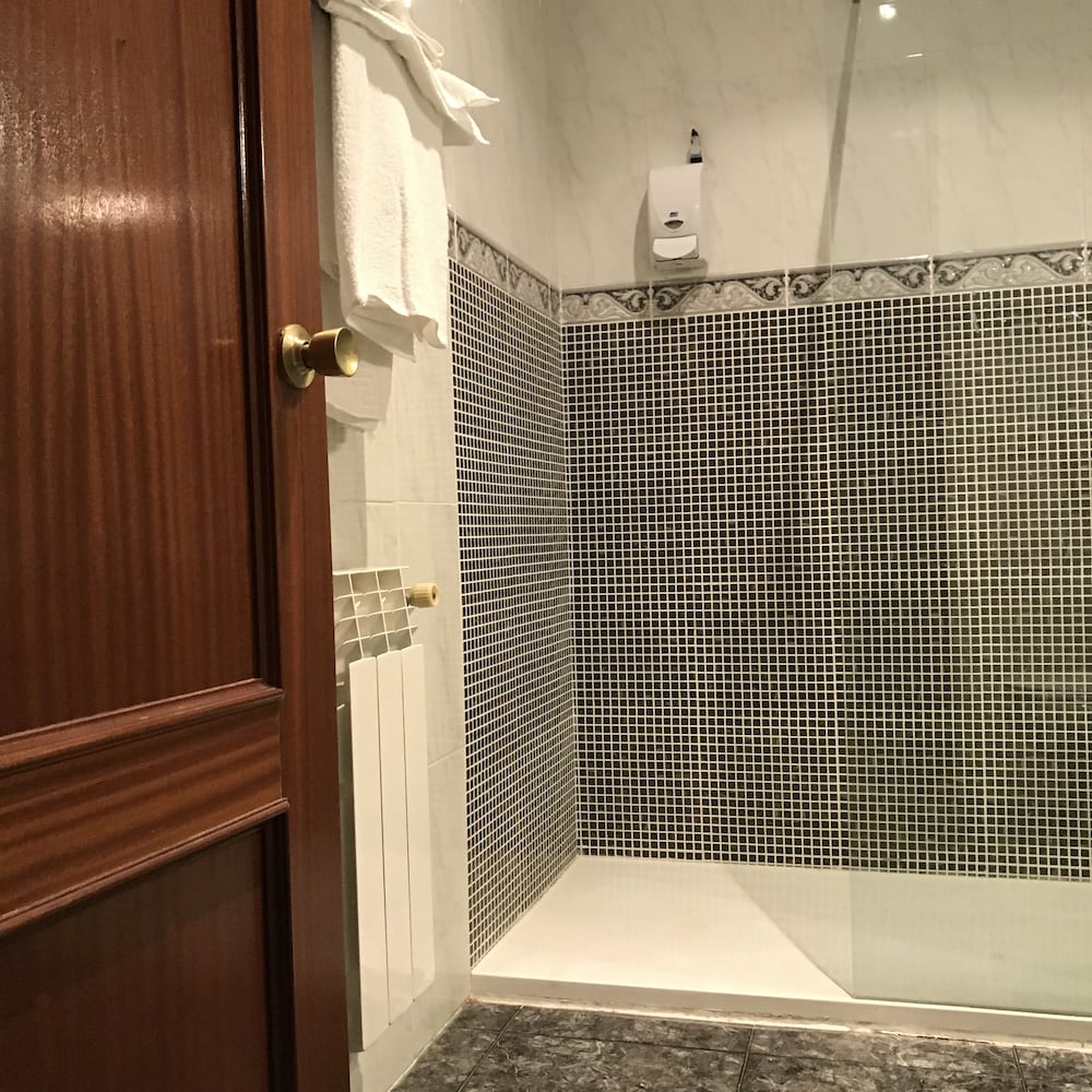 Фото Santa Ana Hostal