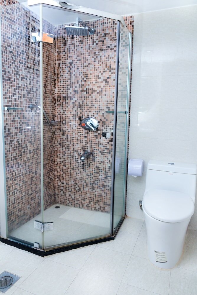 Фото Impiana Hotel Ltd