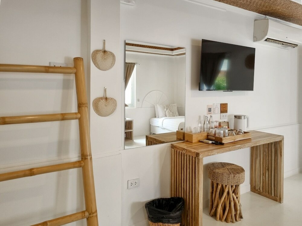 Фото Elephant Beach Club & Resort