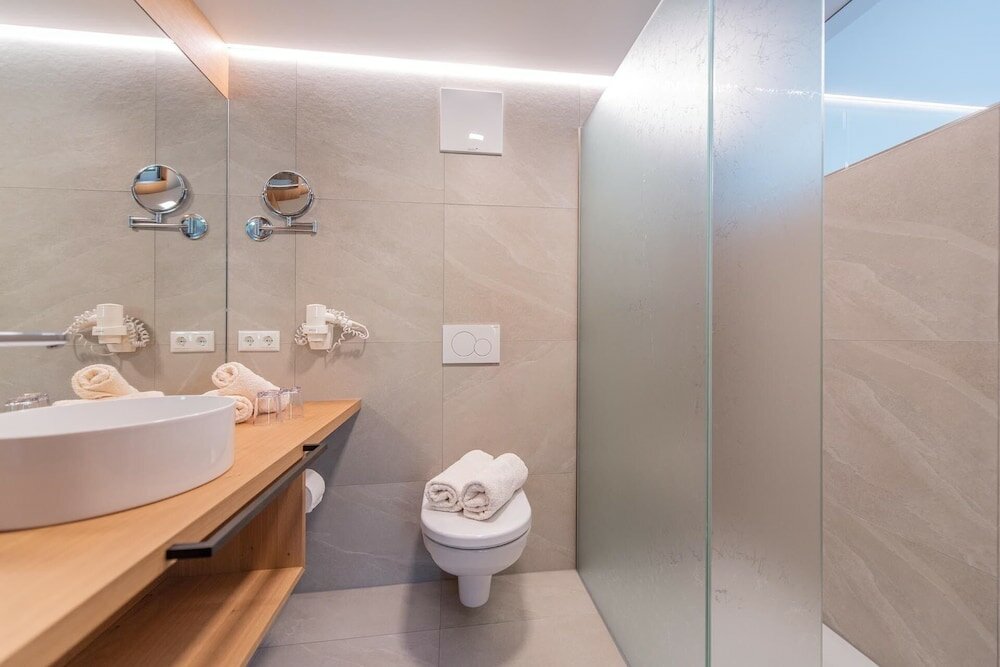 Фото Hotel Juenmi