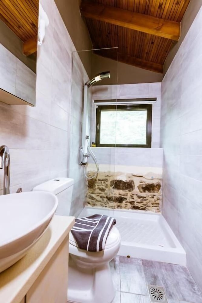 Фото Ellafos Traditional Living