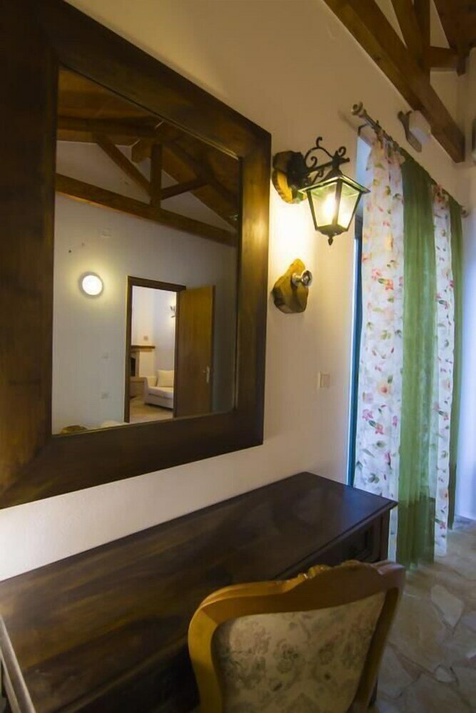 Фото Su La Strata house by CorfuEscapes