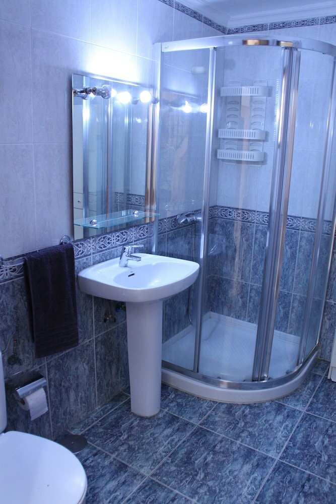 Фото The Garden Bed and Breakfast