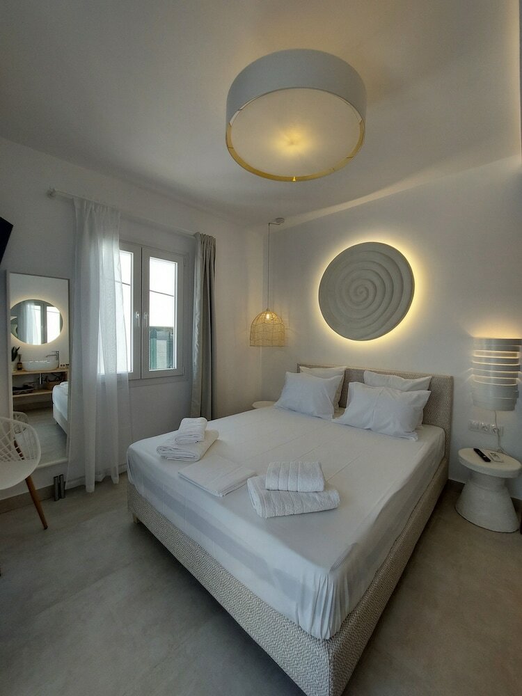 Фото Golden Bird's