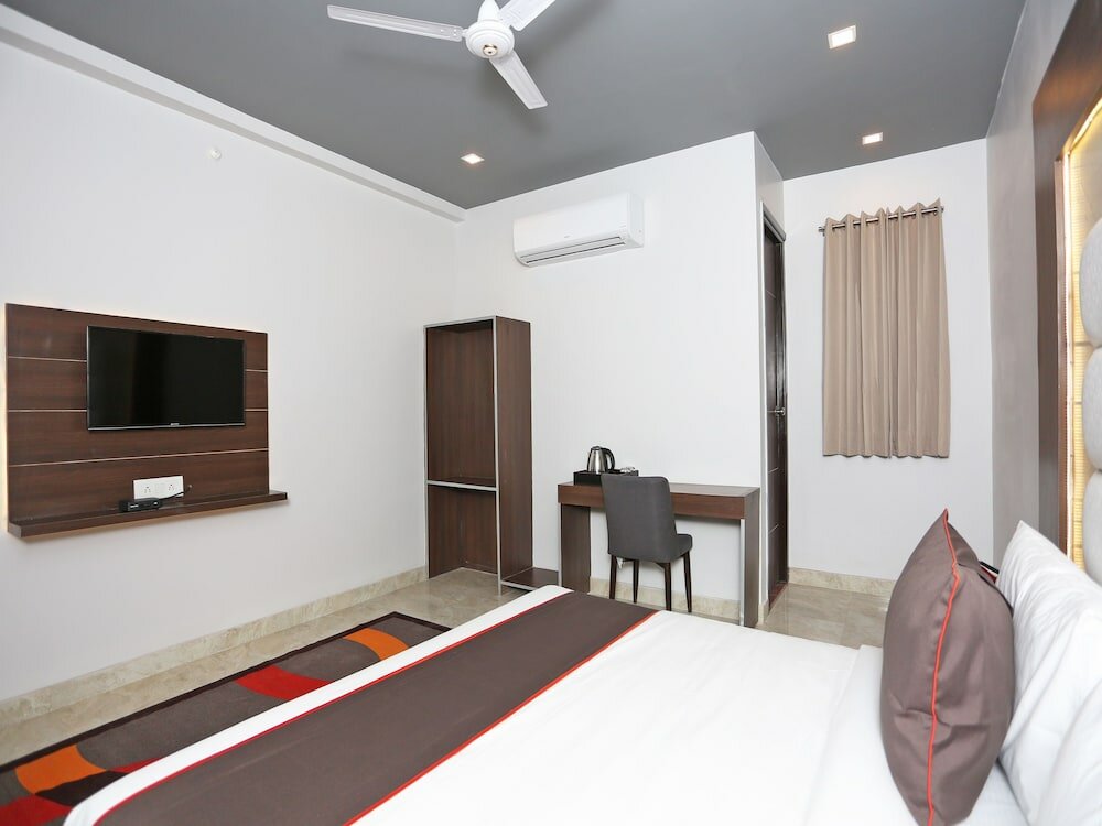 Фото Hotel Capital Mount