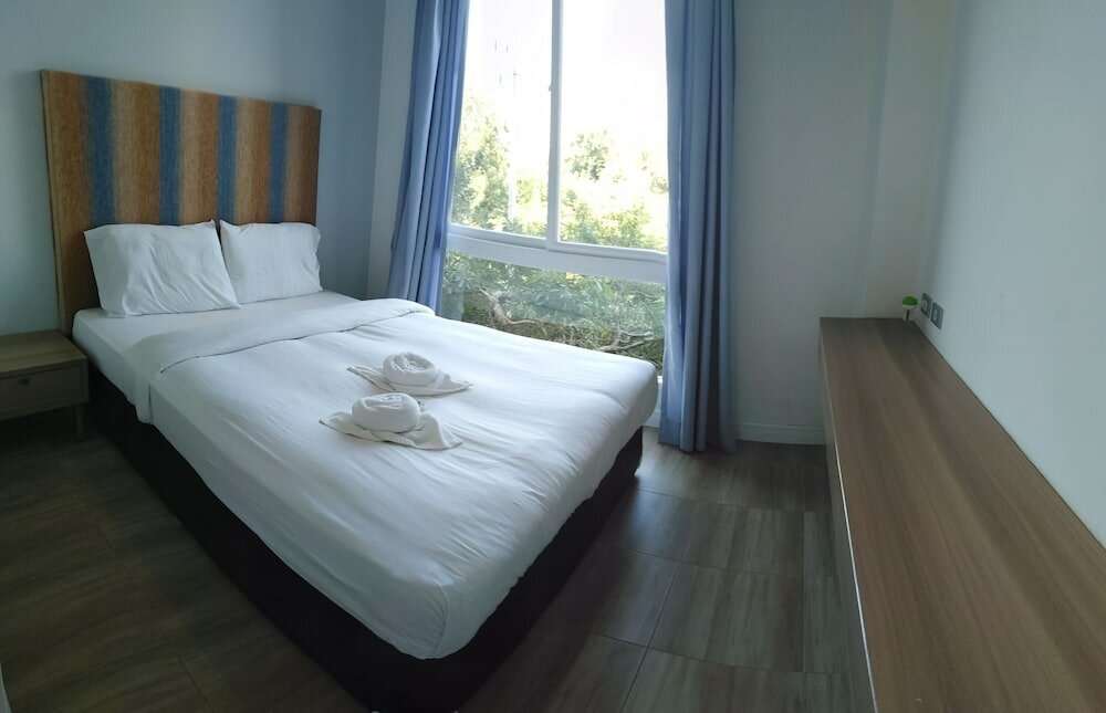 Фото Atlantis Condo Resort