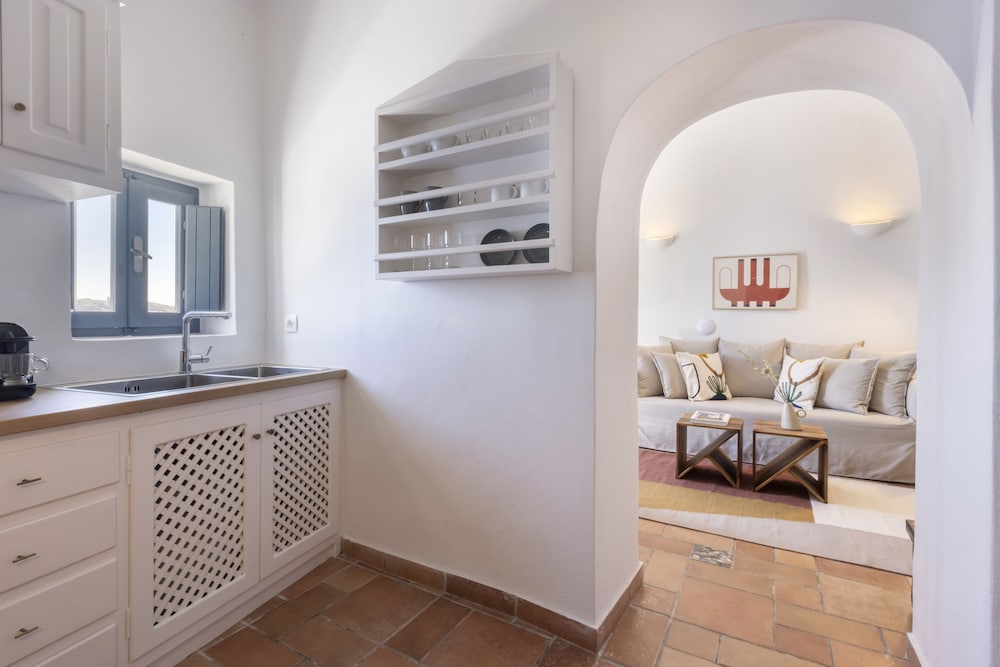 Фото Bluedome Cavehouses Santorini