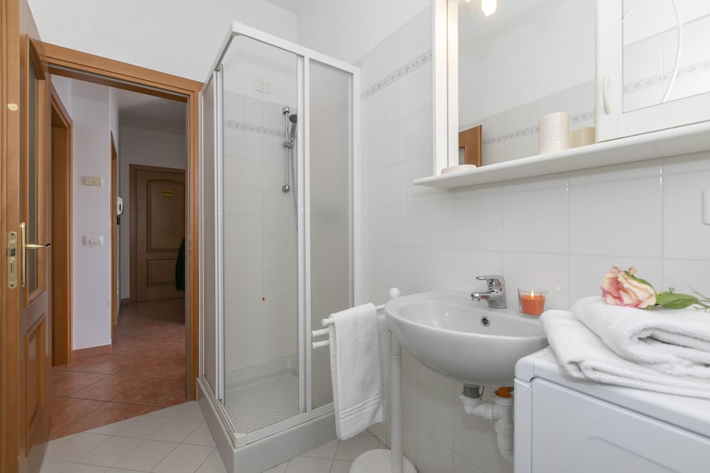 Фото Garibaldi Lake view 3