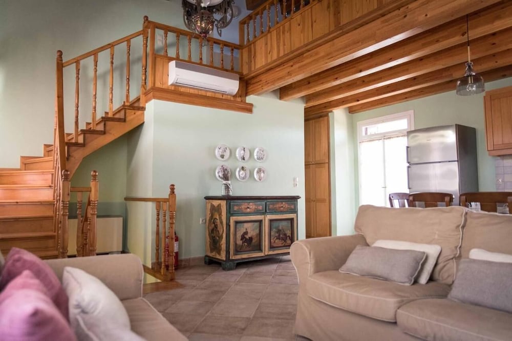 Фото Yiasemi of Chios