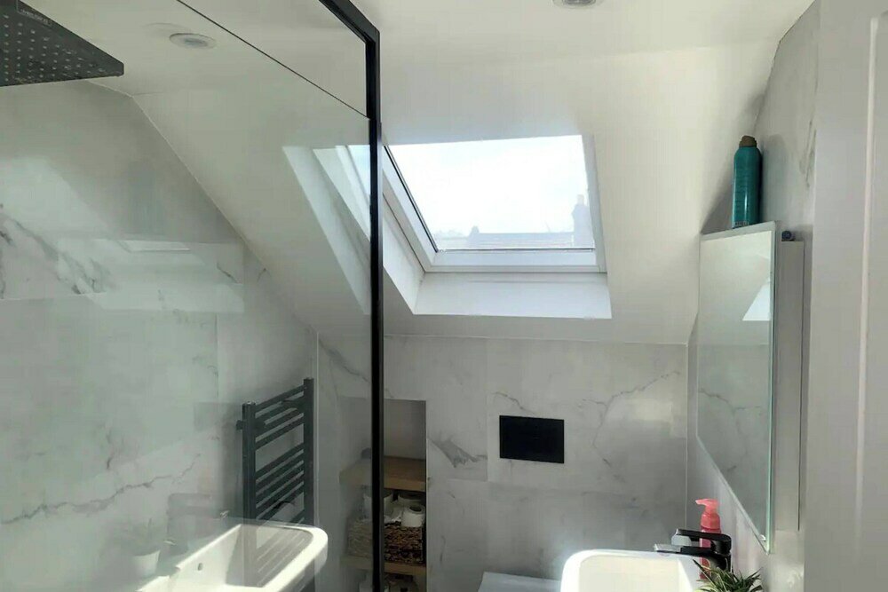 Фото Spacious 3bd House W/private Garden - Wimbledon