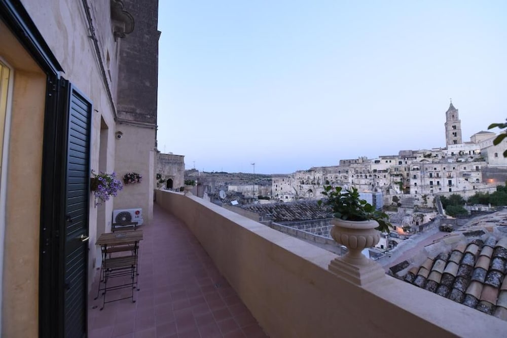 Фото Antica Dimora Storica la finestra sul Campanile