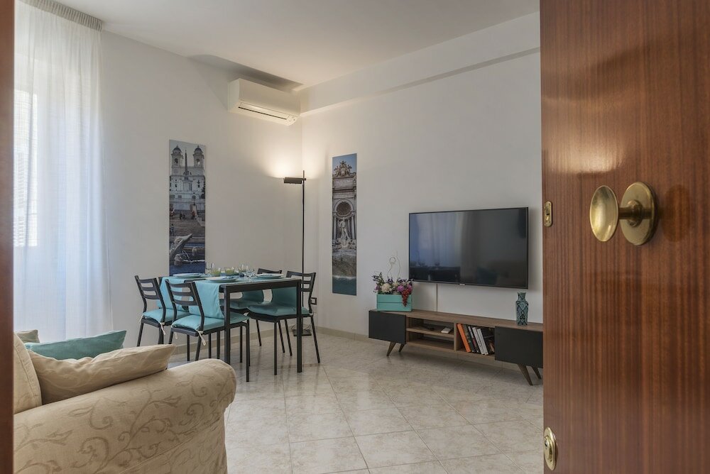 Фото San Giovanni Apartment with Balcony