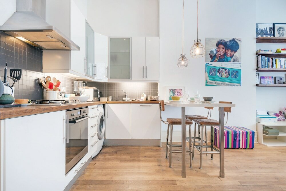 Фото Colourful West Kensington Home Close to Earls Court