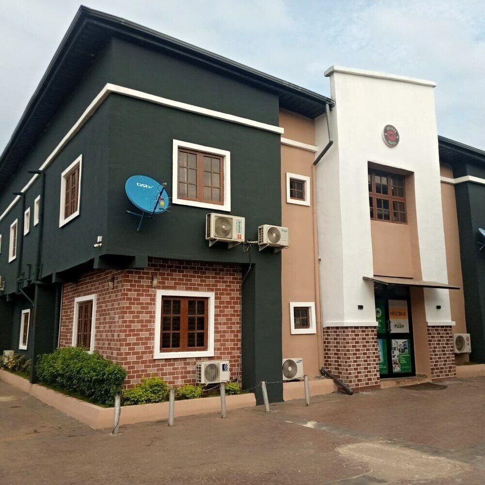 Фото Mt Deluxe Hotel Asaba