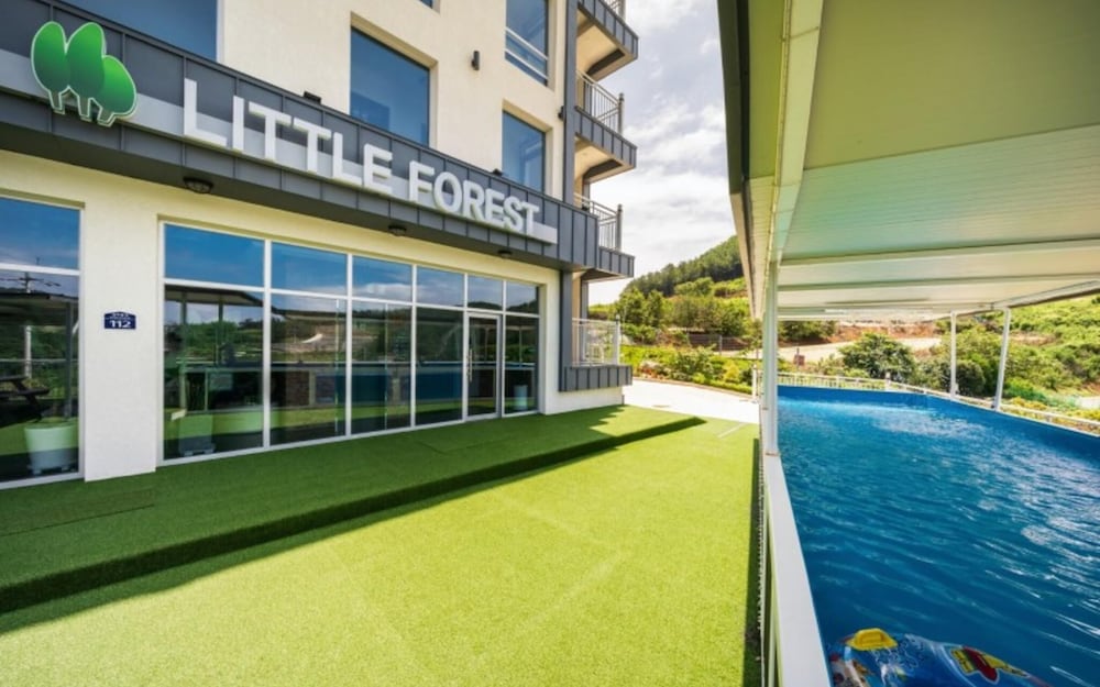 Фото Yeosu Little Forest Pension