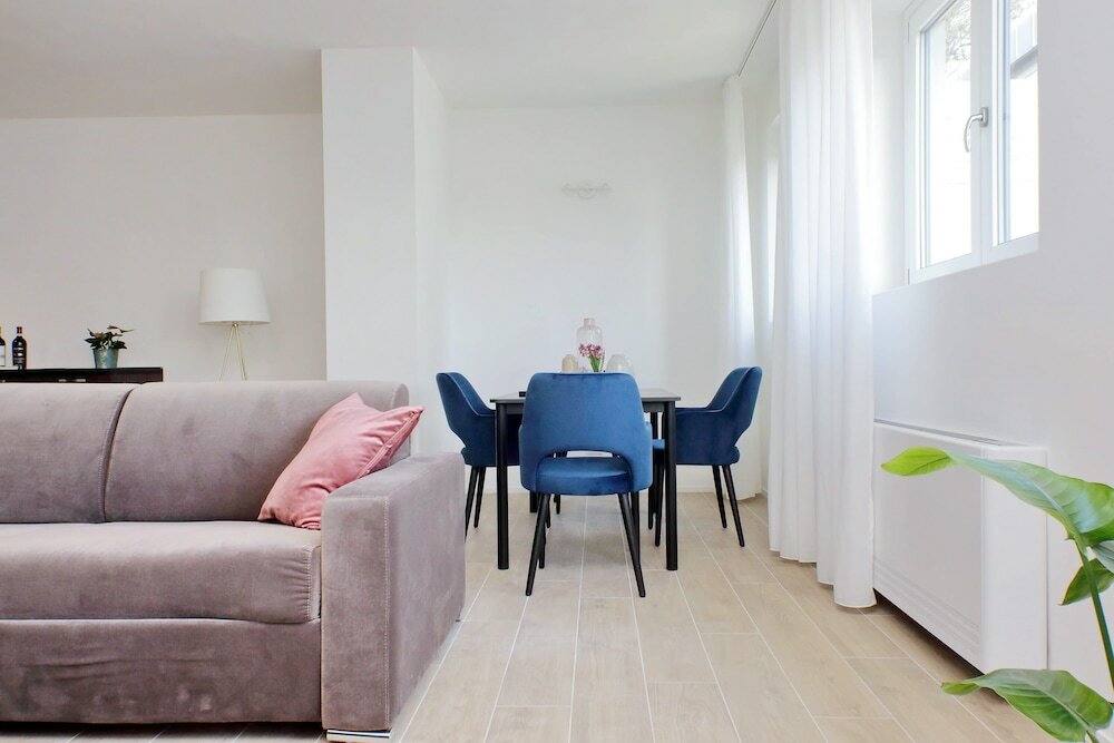 Фото Апарт-отель Siena Hills Apartments