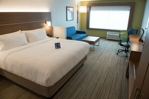 Holiday Inn Express & Suites Louisville N - Jeffersonville (United States Route 52), hotel