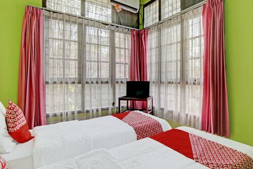 Гостиница Oyo 92331 Rindu Sempadan Cottage в Паканбару