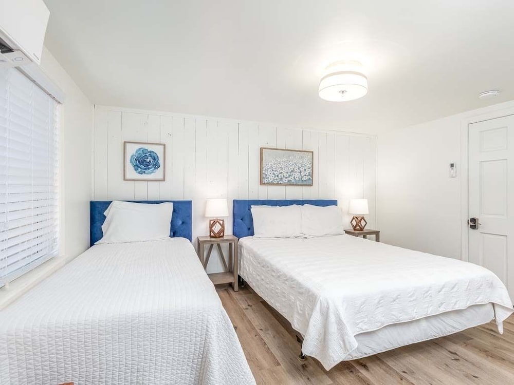 Фото Mullet Manor