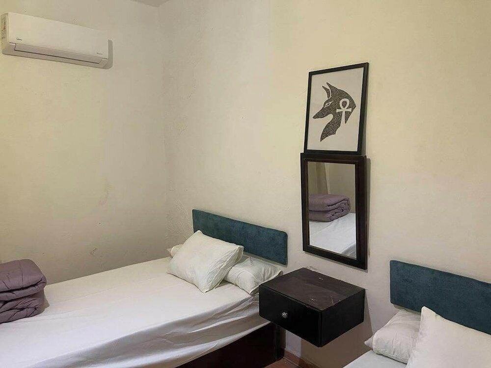 Фото Town Pyramids