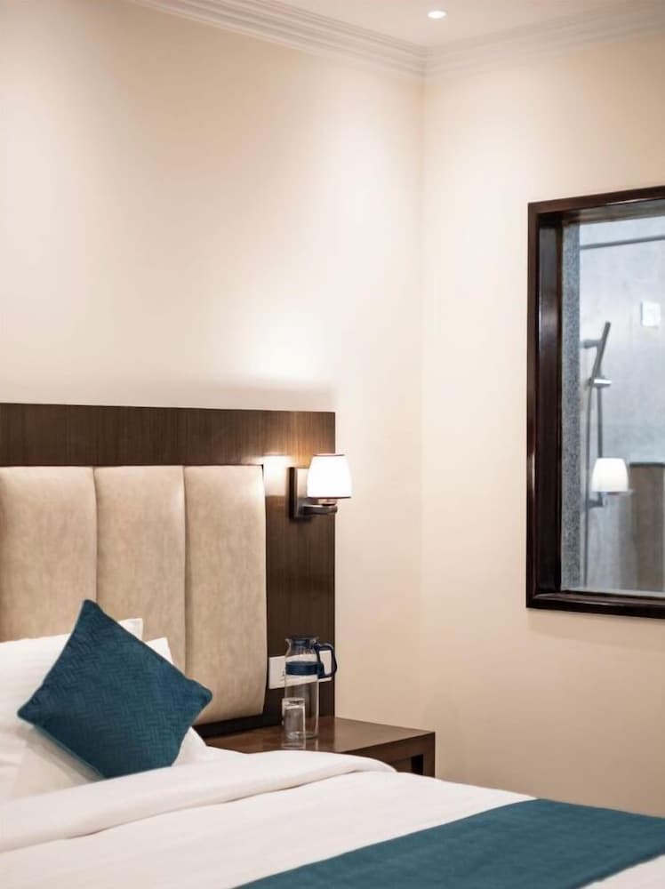 Фото Hotel Kharu Vilaasa