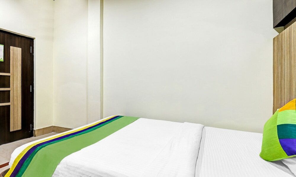 Фото Treebo Trend Apollo