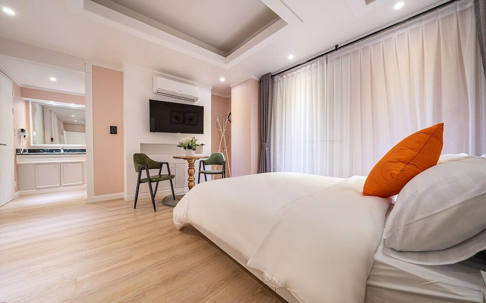 Фото Seocho Toad Hotel