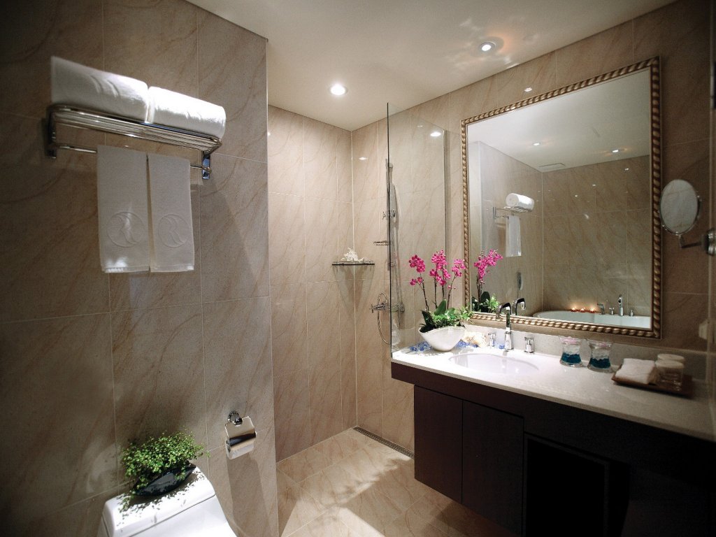 Фото Ramada Hotel and Suites Seoul Namdaemun