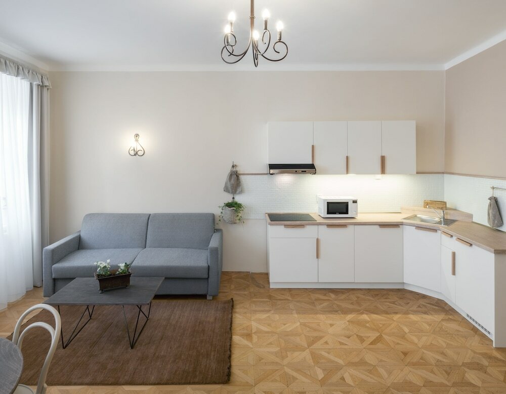 Фото 6 Continents Apartments by Adrez Living