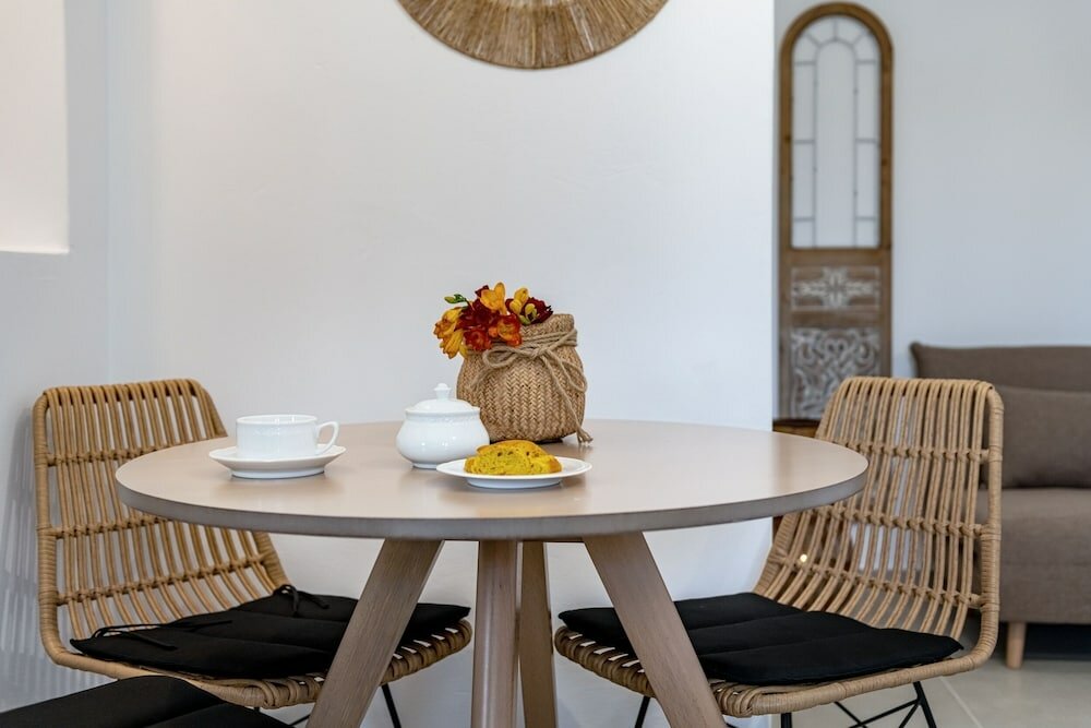 Фото Remezzo Suites