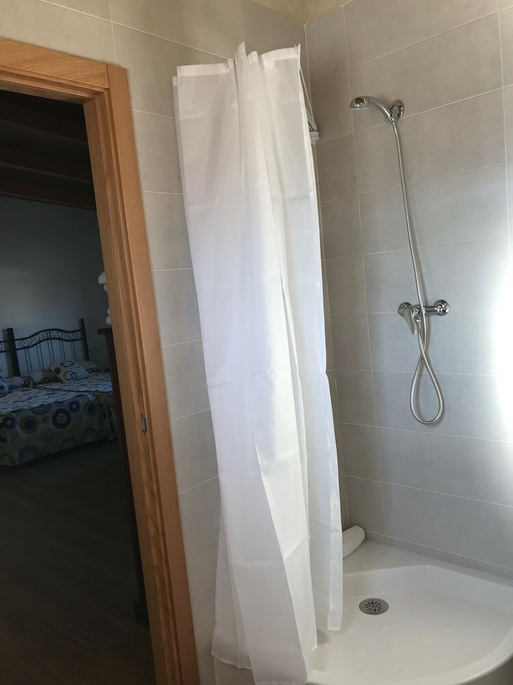 Фото Casa Rural Alonso Quijano 2