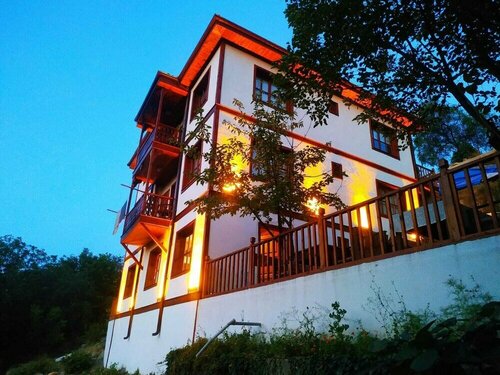 Гостиница Gunes Konak Otel в Карабюке