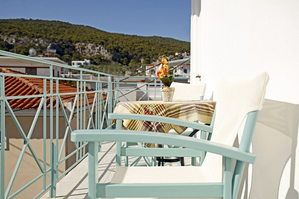 Фото Agistri Apartments