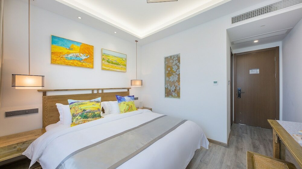 Фото Floral Hotel Red Forest Yuyao