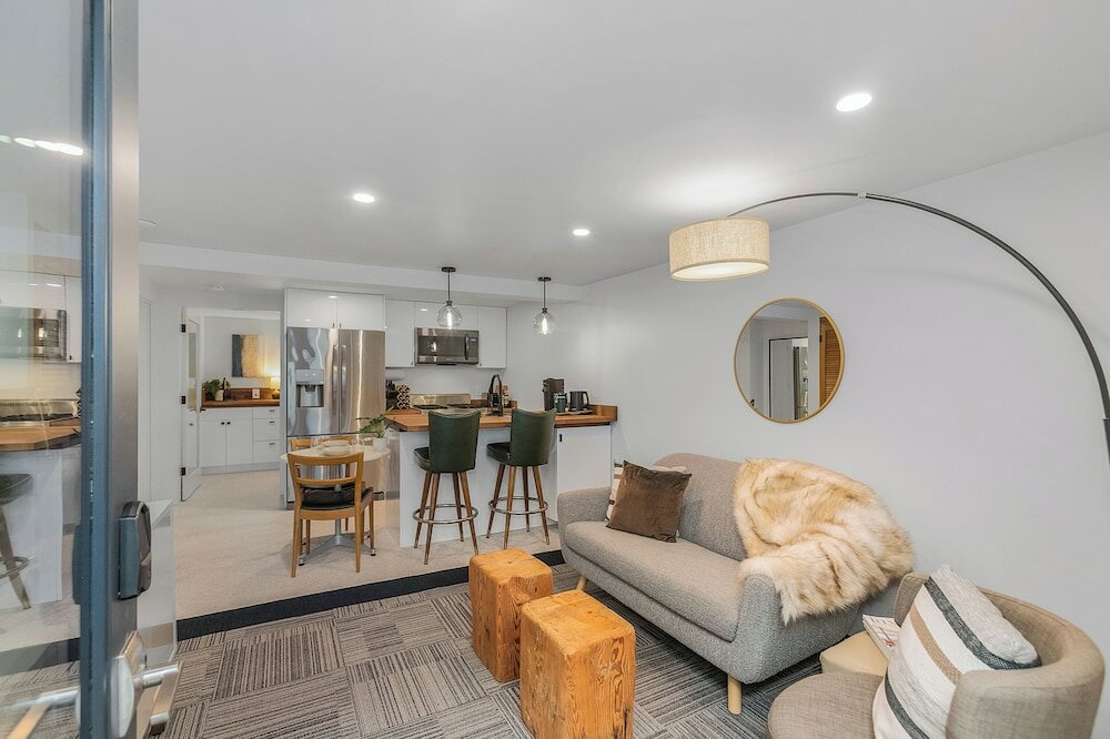 Фото Sunnyside Studio on Green Lake