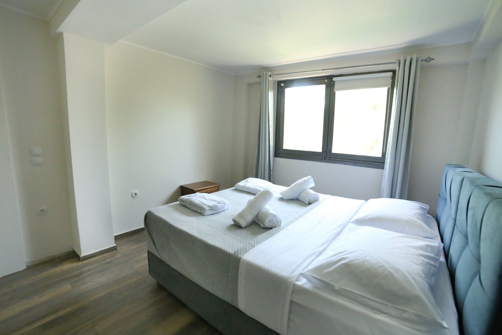 Фото Captain Ikaros