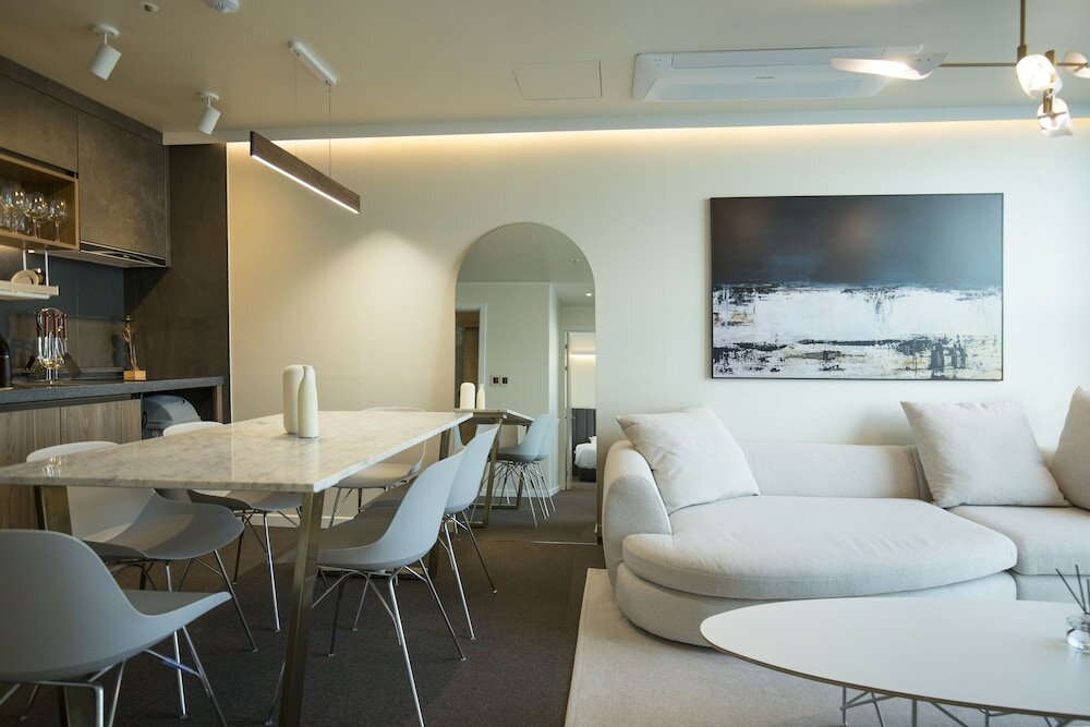 Фото Uh Suite The Haendae