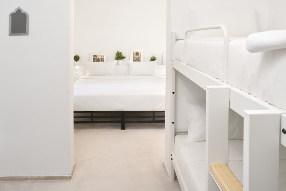 Фото The Central House Marrakech Medina - Hostel