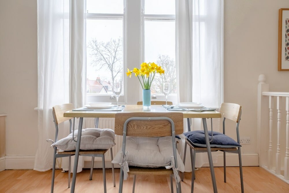 Фото Inviting 1bd Flat With Lovely Balcony - Willesden