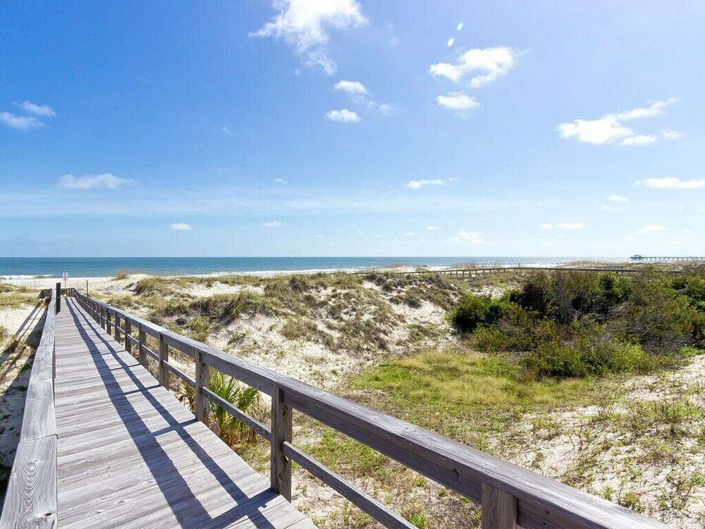 Фото Tide The Knot