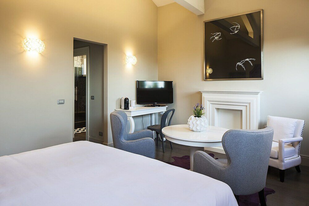 Фото Pepoli9 Design Suites in Rome